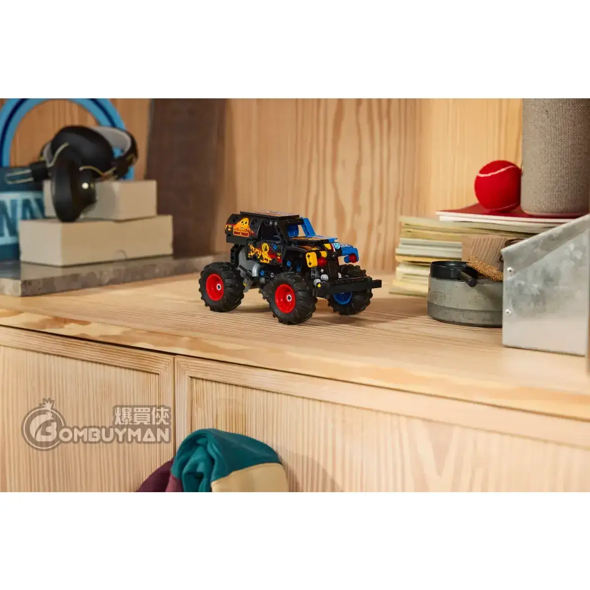 爆買】LEGO 42219 Monster Jam™ Grave Digger™ Fire and Ice 火與冰